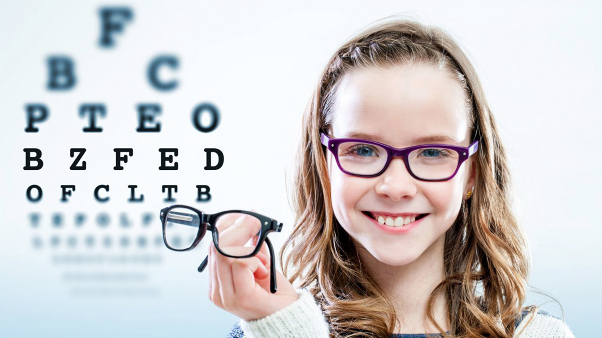 6 راه تشخیص نیاز کودکان به عینک طبی