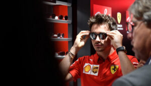 عینک اسپرت فراری ری بن