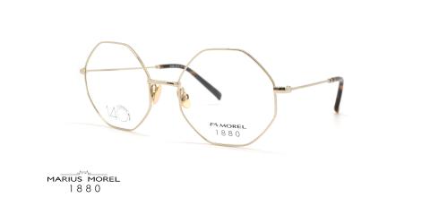 عینک طبی فلزی هشت ضلعی مورل1880 - MOREL 60108M - رنگ طلایی و در انتهای دسته قهوه ای هیوایی - عکس از زاویه سه رخ