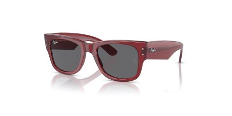 عینک آفتابی مگا ویفرر ری بن فریم کائوچویی رنگ قرمز شفاف به همراه عدسی خاکستری - عکس از زاویه سه رخ
