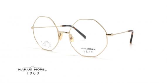 عینک طبی فلزی هشت ضلعی مورل1880 - MOREL 60108M - رنگ طلایی و در انتهای دسته قهوه ای هیوایی - عکس از زاویه سه رخ