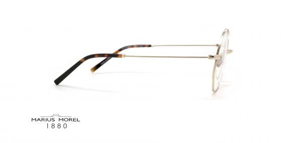 عینک طبی فلزی هشت ضلعی مورل1880 - MOREL 60108M - رنگ طلایی و در انتهای دسته قهوه ای هیوایی - عکس از زاویه کنار