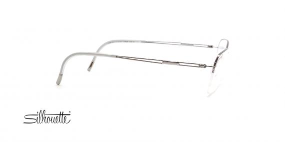 عینک طبی زیر گریف سیلوئت - رنگ نقره ای - عکس از زاویه کنار