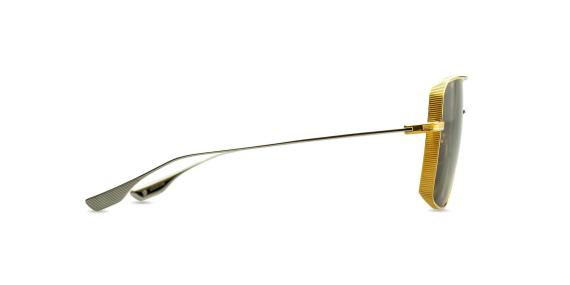 عینک آفتابی تیتانیومی شبه خلبانی دیتا با بدنه طلایی دسته های نقره‌ای و عدسی جی ۱۵ G15 - زاویه کنار