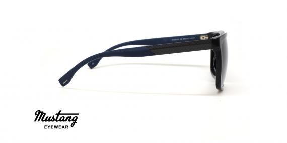 عینک آفتابی مردانه مربعی کائوچویی فریم مشکی و عدسی دودبی - عکس از زاویه کنار