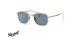عینک آفتابی فلزی مربعی پرسول فریم طلایی نقره ای و عدسی آبی - عکس از زاویه سه رخ